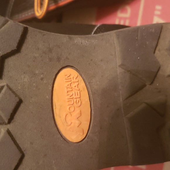 Mountain Gear Boots for Kids - Picture 3 of 4